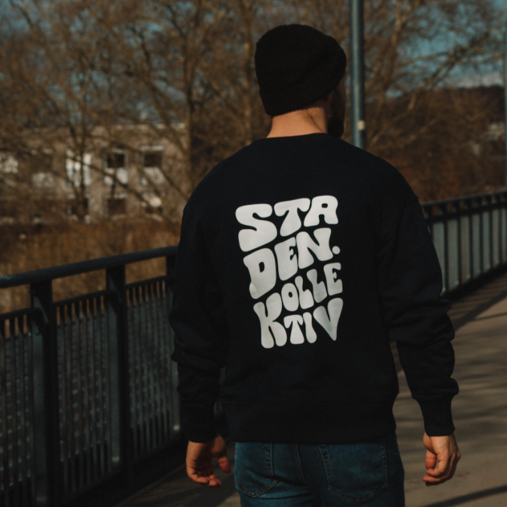 LETTERING SWEATER